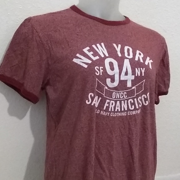 Old Navy Maroon Graphic Tee size L - Picture 4 of 8